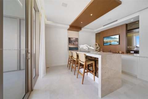 Condominio en venta en Bal Harbour, Florida, 3 dormitorios, 278.99 m2 № 1419837 - foto 13