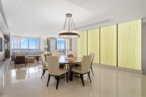 Condominio en venta en Bal Harbour, Florida, 3 dormitorios, 278.99 m2 № 1419837 - foto 10