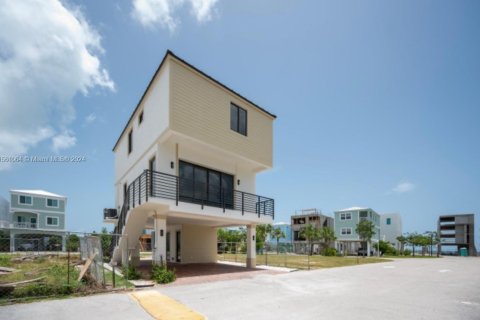 Villa ou maison à vendre à Key Largo, Floride: 3 chambres № 1095509 - photo 2