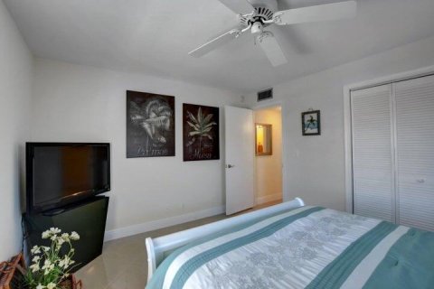 Condo in Riviera Beach, Florida, 3 bedrooms  № 1228553 - photo 20