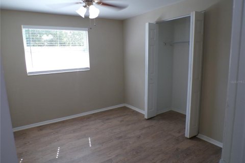 House in Tampa, Florida 3 bedrooms, 106.84 sq.m. № 1354236 - photo 8