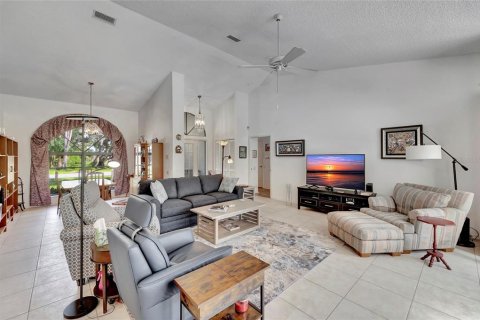 Casa en venta en Punta Gorda, Florida, 3 dormitorios, 209.22 m2 № 763573 - foto 3