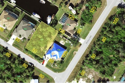 Terreno en venta en Port Charlotte, Florida № 790445 - foto 1