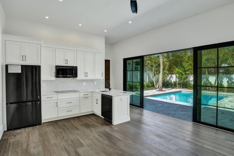 Villa ou maison à vendre à Delray Beach, Floride: 5 chambres, 320.05 m2 № 1171022 - photo 2