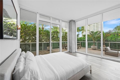 Copropriété à vendre à Miami Beach, Floride: 2 chambres, 179.58 m2 № 1358788 - photo 23