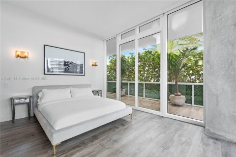 Copropriété à vendre à Miami Beach, Floride: 2 chambres, 179.58 m2 № 1358788 - photo 22