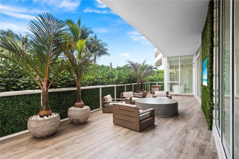 Copropriété à vendre à Miami Beach, Floride: 2 chambres, 179.58 m2 № 1358788 - photo 27