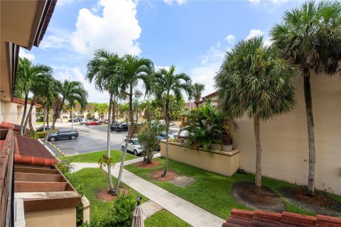 Condo in Miami, Florida, 2 bedrooms  № 1358741 - photo 27