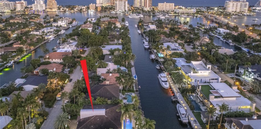 Villa ou maison à Fort Lauderdale, Floride 7 chambres, 432.83 m2 № 816025