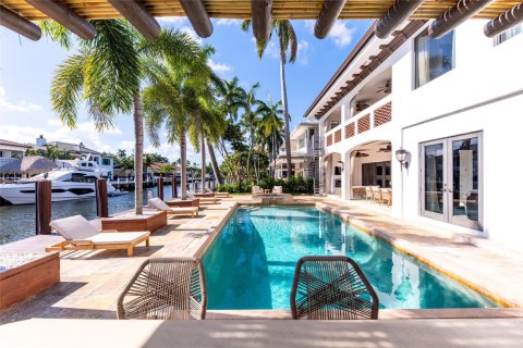 Casa en alquiler en Fort Lauderdale, Florida, 7 dormitorios, 432.83 m2 № 816025 - foto 6