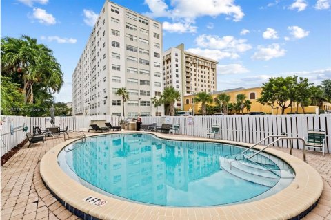 Copropriété à vendre à Fort Lauderdale, Floride: 2 chambres, 90.12 m2 № 1282373 - photo 5