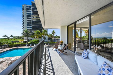 Condominio en venta en Hutchinson Island South, Florida, 3 dormitorios, 175.77 m2 № 722683 - foto 13