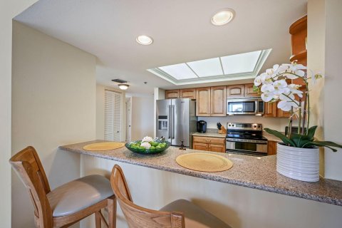 Condominio en venta en Hutchinson Island South, Florida, 3 dormitorios, 175.77 m2 № 722683 - foto 27