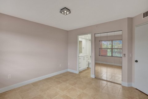 Copropriété à vendre à Pembroke Pines, Floride: 1 chambre, 98.1 m2 № 1079402 - photo 5