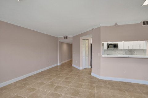 Copropriété à vendre à Pembroke Pines, Floride: 1 chambre, 98.1 m2 № 1079402 - photo 8