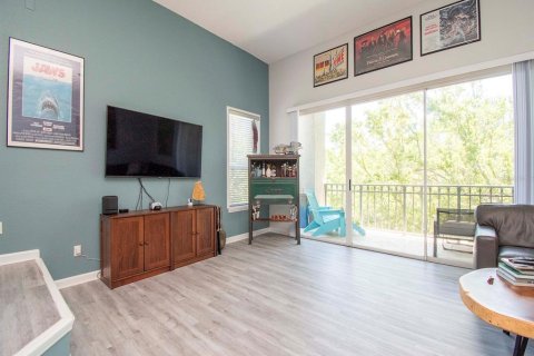 Condo in Tampa, Florida, 1 bedroom  № 1352776 - photo 7