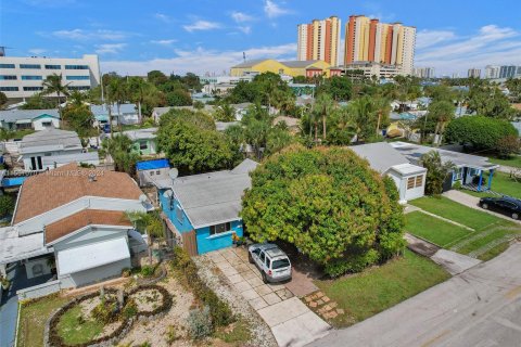 Villa ou maison à vendre à Riviera Beach, Floride: 3 chambres, 92.34 m2 № 1080105 - photo 8