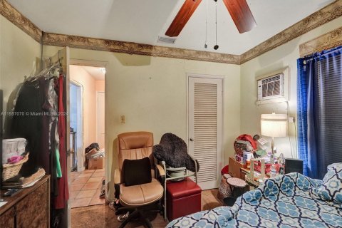 Casa en venta en Riviera Beach, Florida, 3 dormitorios, 92.34 m2 № 1080105 - foto 20
