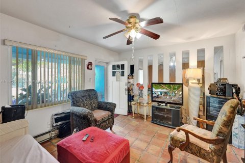 Villa ou maison à vendre à Riviera Beach, Floride: 3 chambres, 92.34 m2 № 1080105 - photo 15