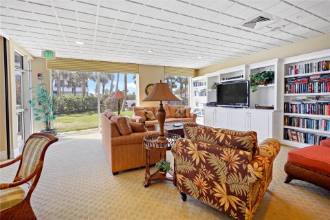 Condo in Hutchinson Island South, Florida, 3 bedrooms  № 1093039 - photo 7