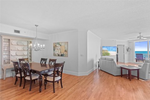 Condo in Hutchinson Island South, Florida, 3 bedrooms  № 1093039 - photo 26