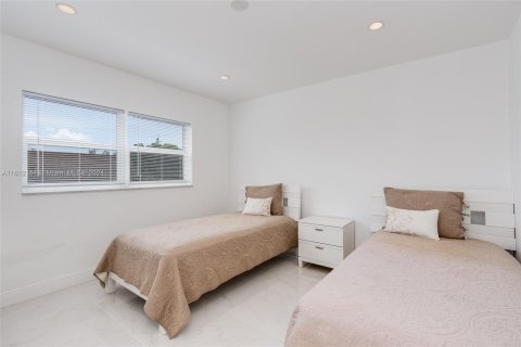 Copropriété à vendre à Hallandale Beach, Floride: 2 chambres, 95.41 m2 № 1234351 - photo 16