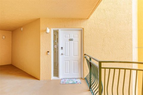 Condo in Cape Canaveral, Florida, 3 bedrooms  № 1384875 - photo 7