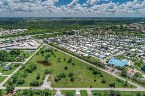 Terreno en venta en Punta Gorda, Florida № 1218292 - foto 1