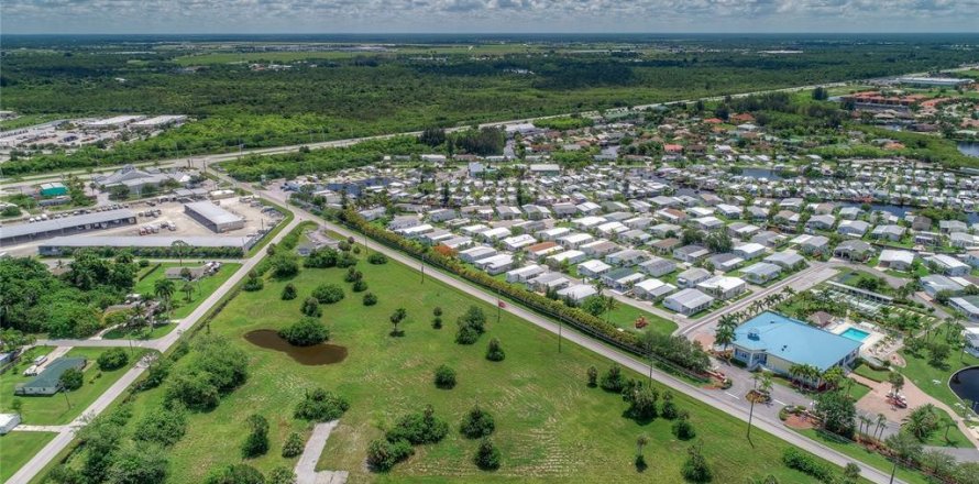 Terrain à Punta Gorda, Floride № 1218292