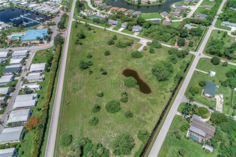 Terreno en venta en Punta Gorda, Florida № 1218292 - foto 2