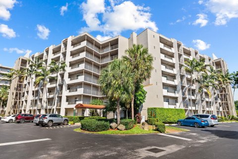 Condo in Lauderhill, Florida, 2 bedrooms  № 1175107 - photo 21