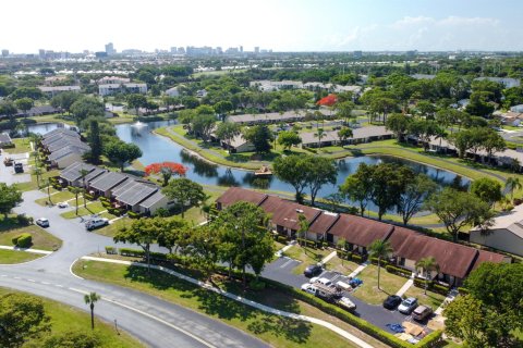 Villa ou maison à vendre à West Palm Beach, Floride: 2 chambres, 127.28 m2 № 1222493 - photo 21