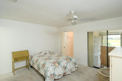 House in West Palm Beach, Florida 2 bedrooms, 127.28 sq.m. № 1222493 - photo 30