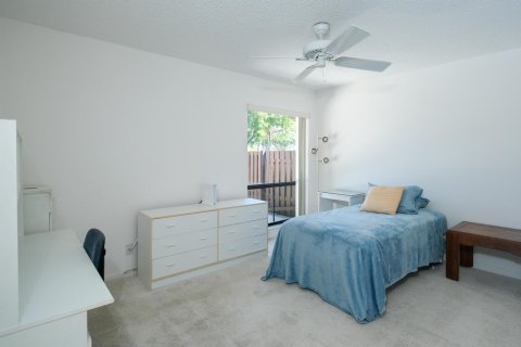 House in West Palm Beach, Florida 2 bedrooms, 127.28 sq.m. № 1222493 - photo 27