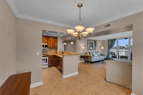 Copropriété à vendre à Fort Lauderdale, Floride: 2 chambres, 104.05 m2 № 1222543 - photo 18