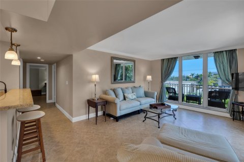 Condo in Fort Lauderdale, Florida, 2 bedrooms  № 1222543 - photo 23