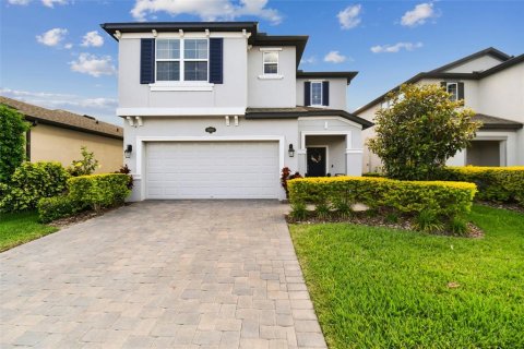 Casa en venta en Lutz, Florida, 4 dormitorios, 242.1 m2 № 1145148 - foto 1