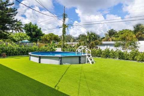 Casa en venta en Fort Lauderdale, Florida, 3 dormitorios, 82.5 m2 № 1309958 - foto 4