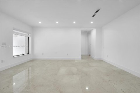 Casa en venta en Coral Gables, Florida, 3 dormitorios, 138.89 m2 № 1309916 - foto 9