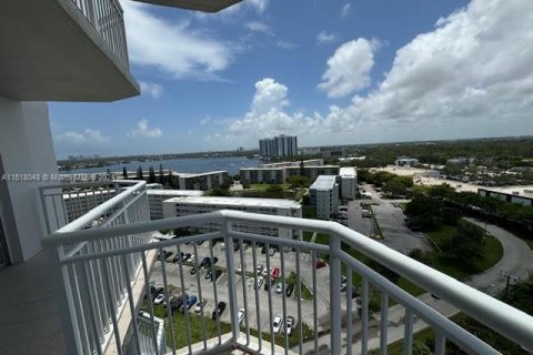 Copropriété à vendre à Aventura, Floride: 2 chambres, 149.11 m2 № 1239655 - photo 18