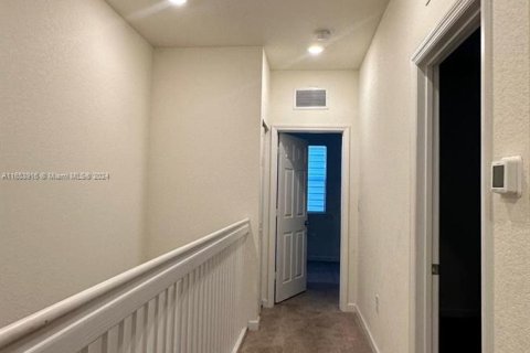 Touwnhouse à vendre à Hialeah, Floride: 3 chambres, 131.18 m2 № 1348557 - photo 15