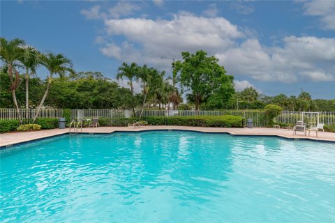 Villa ou maison à vendre à Coconut Creek, Floride: 3 chambres, 195.65 m2 № 1216109 - photo 6