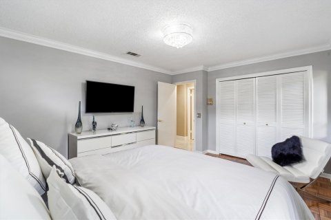 Casa en venta en Hollywood, Florida, 4 dormitorios, 266.07 m2 № 1216144 - foto 18
