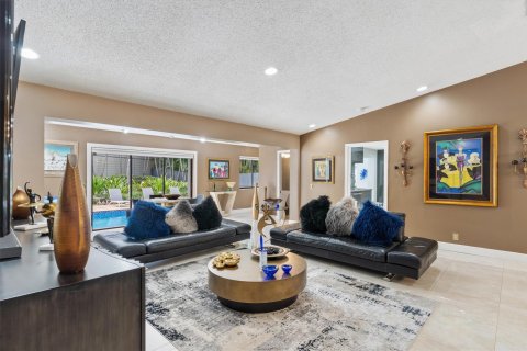 Villa ou maison à vendre à Hollywood, Floride: 4 chambres, 266.07 m2 № 1216144 - photo 25