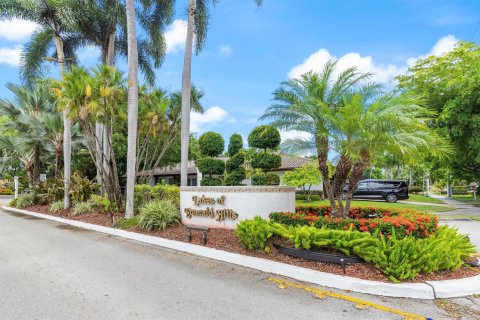 Villa ou maison à vendre à Hollywood, Floride: 4 chambres, 266.07 m2 № 1216144 - photo 3