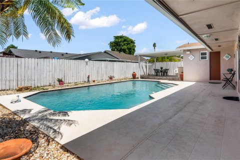 Casa en venta en Sunrise, Florida, 3 dormitorios, 150.04 m2 № 1347601 - foto 24