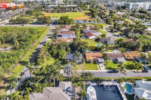 Villa ou maison à vendre à Dania Beach, Floride: 3 chambres, 133.59 m2 № 1347599 - photo 27