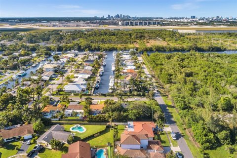 Villa ou maison à vendre à Dania Beach, Floride: 3 chambres, 133.59 m2 № 1347599 - photo 28