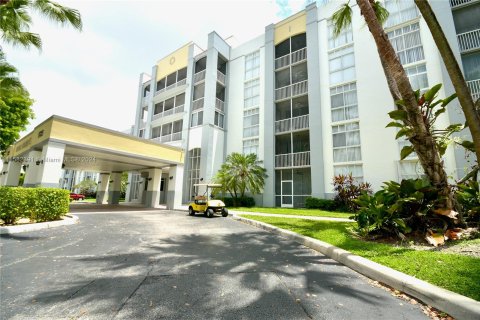 Condominio en venta en Doral, Florida, 3 dormitorios, 114.27 m2 № 1171709 - foto 30