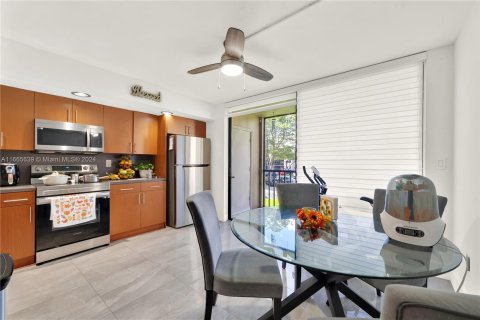 Condo in Miami, Florida, 3 bedrooms  № 1378652 - photo 3